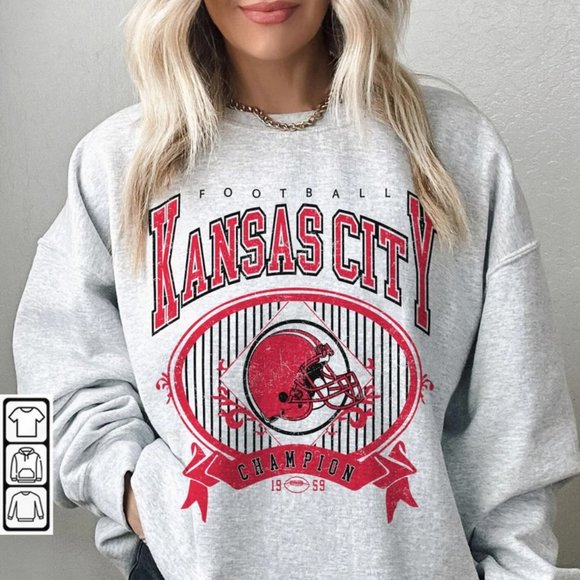 Kansas City chiefs Sweatshirt, Patrick Mahomes Shirt Retro Crewneck shirt - Picture 1 of 2